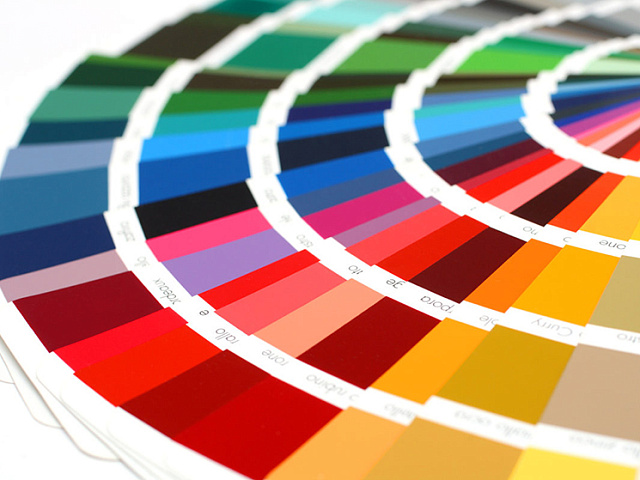 Психология цвета: как оттенки формируют ценность упаковки и этикеток